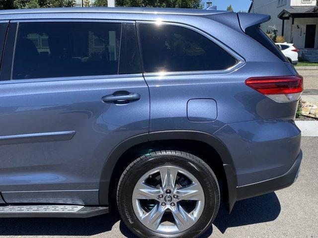 used 2018 Toyota Highlander Hybrid car, priced at $23,982