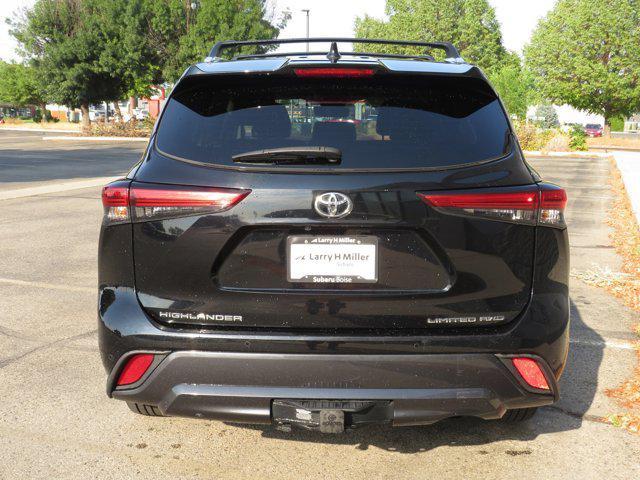 used 2022 Toyota Highlander car, priced at $35,989