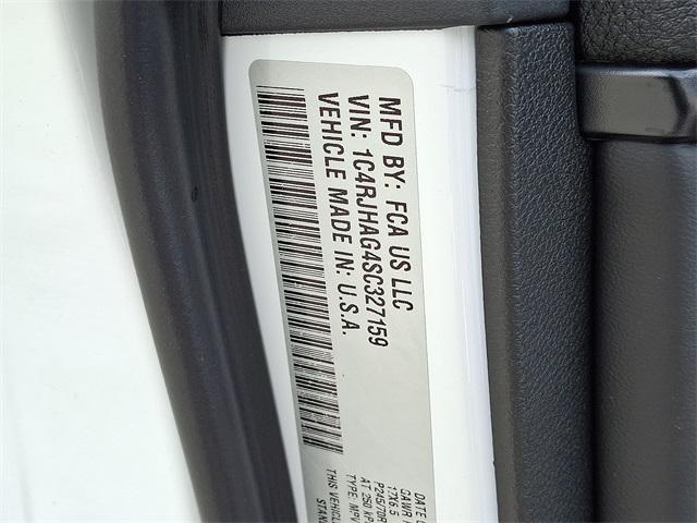 new 2025 Jeep Grand Cherokee car, priced at $36,629