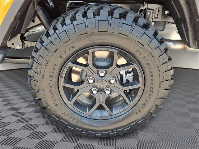 new 2025 Jeep Gladiator car, priced at $49,710