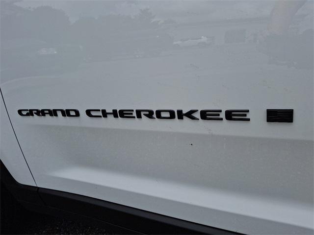 new 2025 Jeep Grand Cherokee car, priced at $41,104