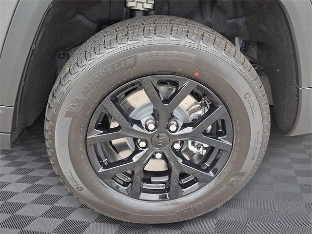 new 2025 Jeep Grand Cherokee L car, priced at $44,365