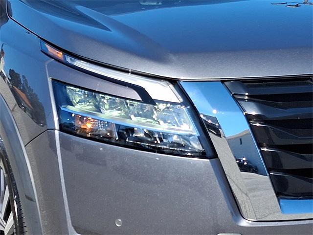 used 2022 Nissan Pathfinder car, priced at $36,599