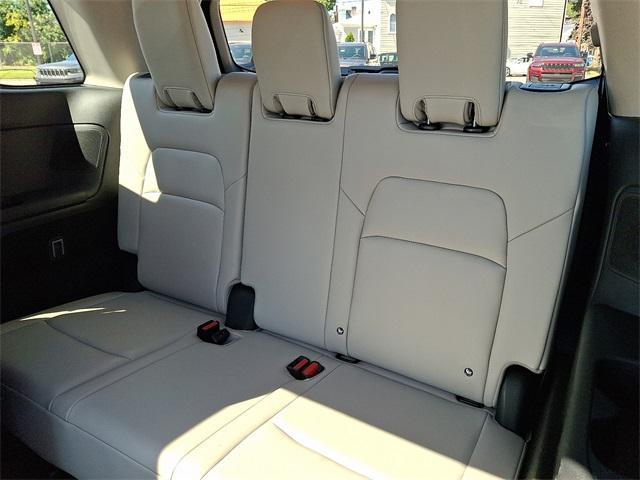 used 2022 Nissan Pathfinder car, priced at $36,599