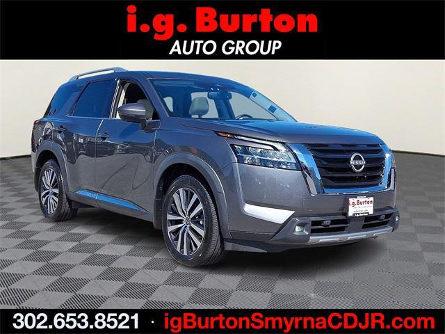 used 2022 Nissan Pathfinder car, priced at $36,599