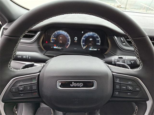 new 2025 Jeep Grand Cherokee car, priced at $45,062
