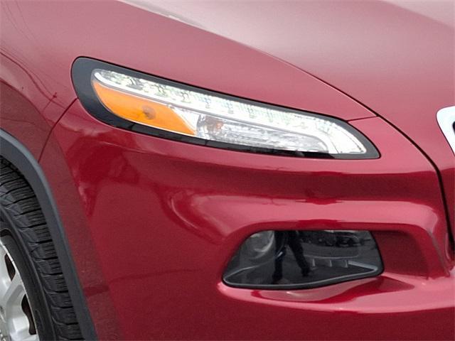 used 2017 Jeep Cherokee car, priced at $12,995