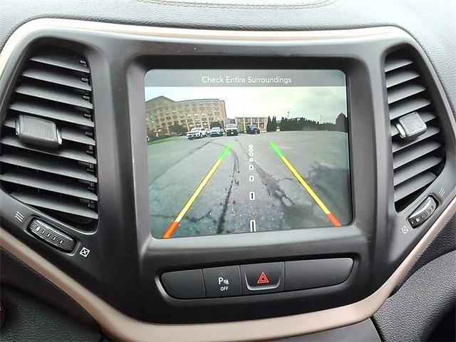 used 2018 Jeep Cherokee car, priced at $19,995