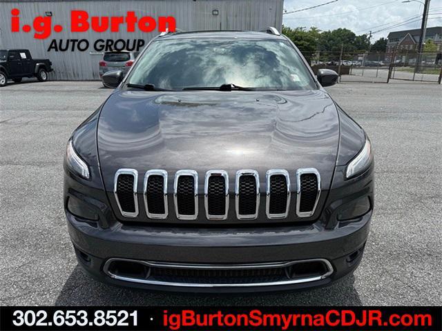 used 2018 Jeep Cherokee car