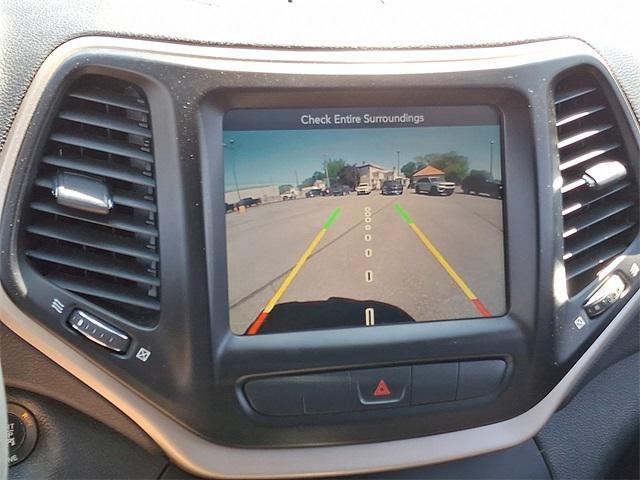 used 2015 Jeep Cherokee car, priced at $14,995