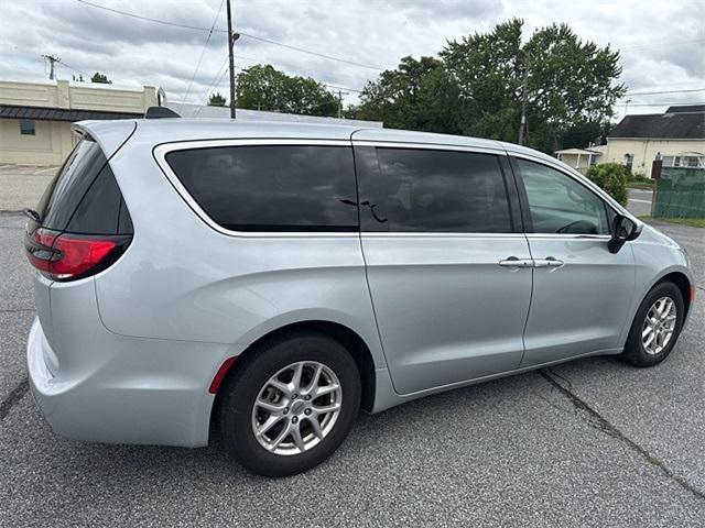 used 2023 Chrysler Pacifica car, priced at $27,599