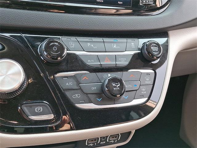 used 2023 Chrysler Pacifica car, priced at $26,995