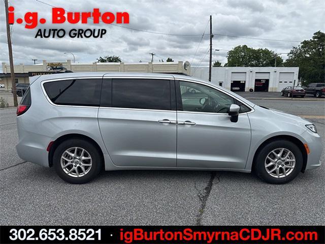 used 2023 Chrysler Pacifica car, priced at $27,599