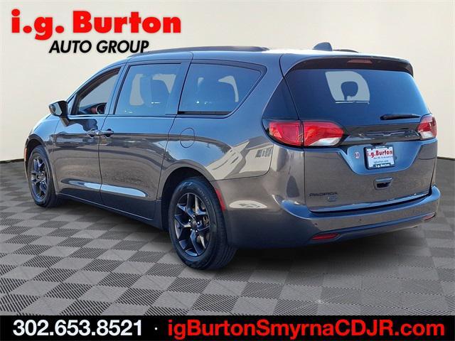 used 2019 Chrysler Pacifica car, priced at $22,995