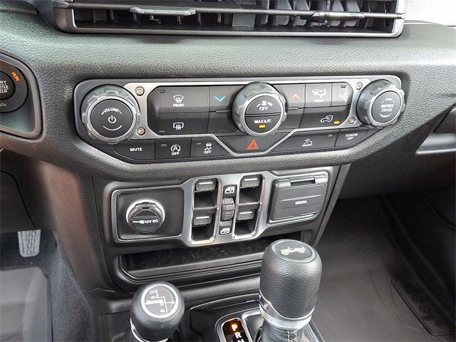 new 2025 Jeep Wrangler car, priced at $40,631