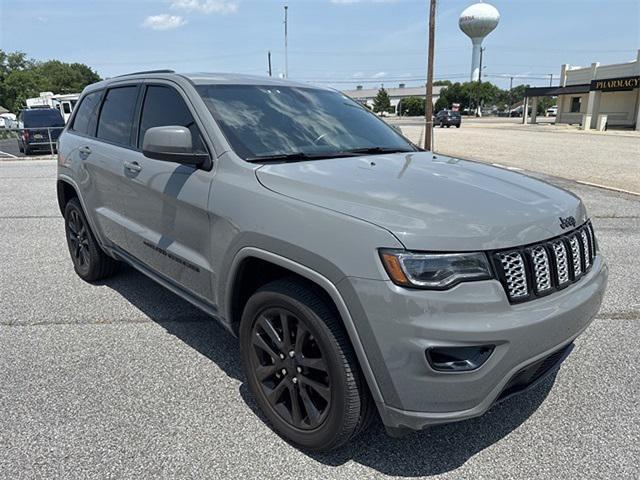 used 2022 Jeep Grand Cherokee car