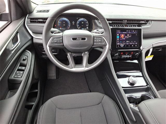 new 2025 Jeep Grand Cherokee car