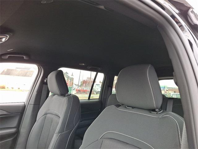 new 2025 Jeep Grand Cherokee car