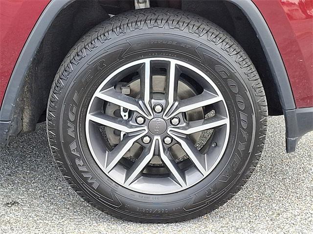used 2019 Jeep Grand Cherokee car, priced at $18,599