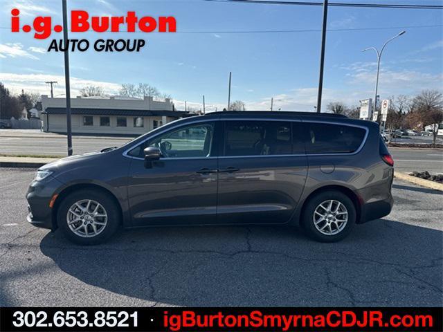 used 2022 Chrysler Pacifica car, priced at $25,995