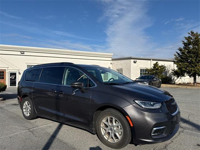 used 2022 Chrysler Pacifica car, priced at $25,995