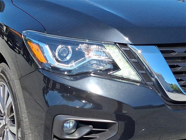 used 2020 Nissan Pathfinder car, priced at $22,995