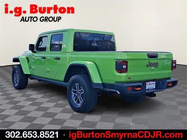 new 2025 Jeep Gladiator car, priced at $56,569