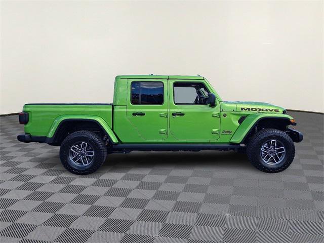 new 2025 Jeep Gladiator car, priced at $56,569