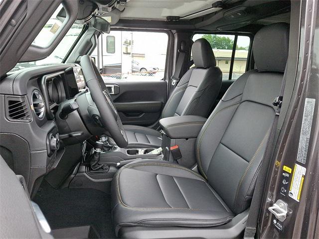 new 2025 Jeep Gladiator car, priced at $49,410
