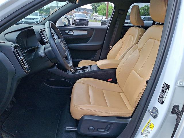 used 2019 Volvo XC40 car, priced at $23,995