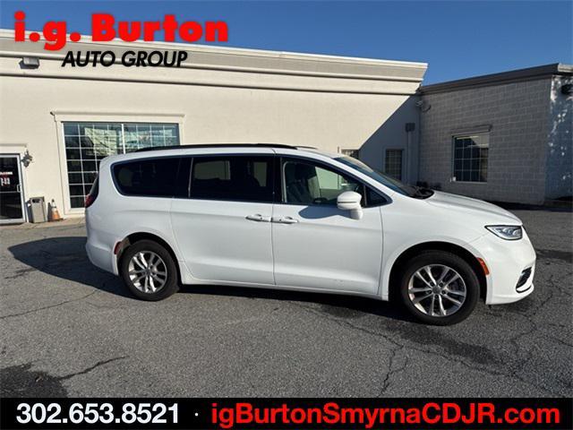 used 2021 Chrysler Pacifica car, priced at $24,995