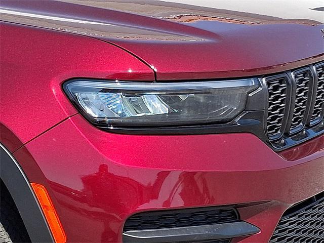 new 2025 Jeep Grand Cherokee car, priced at $48,641