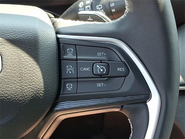 new 2025 Jeep Grand Cherokee car, priced at $43,910