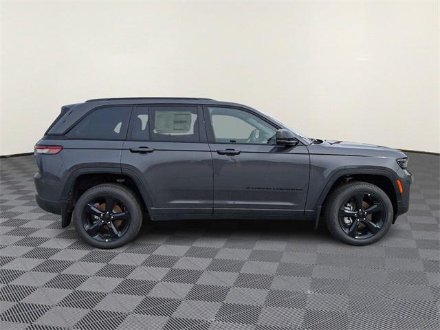 new 2025 Jeep Grand Cherokee car, priced at $52,960
