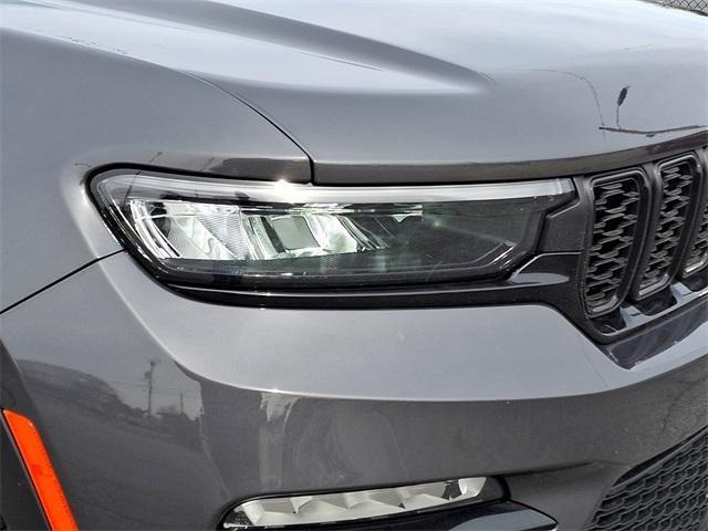 new 2025 Jeep Grand Cherokee car, priced at $52,960