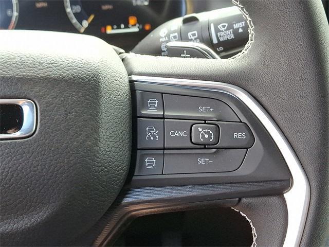 new 2025 Jeep Grand Cherokee car, priced at $37,502