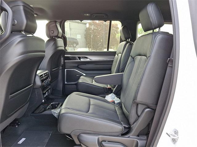 new 2025 Jeep Wagoneer car, priced at $70,578