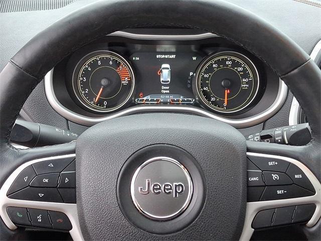 used 2018 Jeep Cherokee car, priced at $18,995