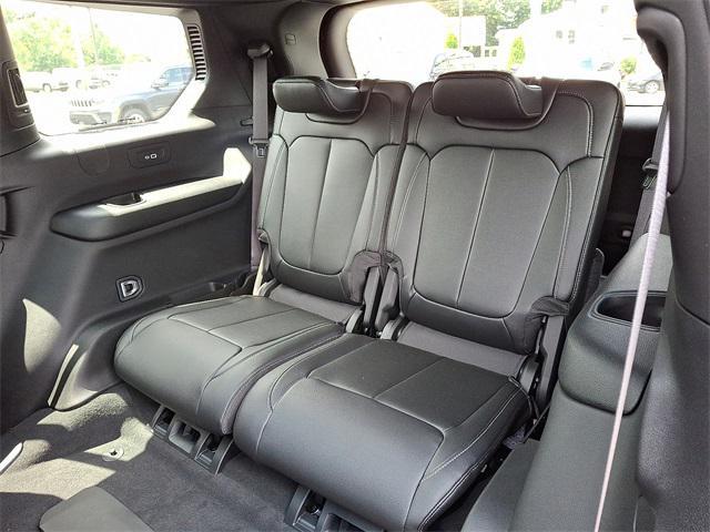 new 2025 Jeep Grand Cherokee L car, priced at $50,850