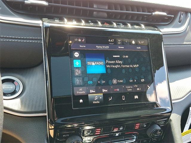 new 2025 Jeep Grand Cherokee car, priced at $40,913