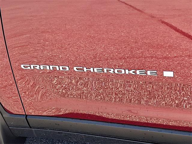 new 2025 Jeep Grand Cherokee car, priced at $40,913