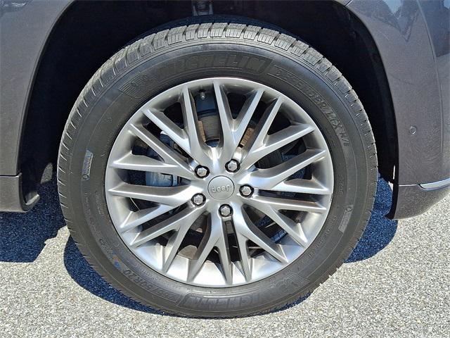 used 2017 Jeep Grand Cherokee car, priced at $19,599