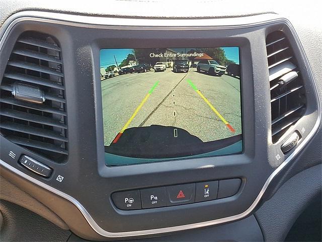 used 2023 Jeep Cherokee car, priced at $25,599