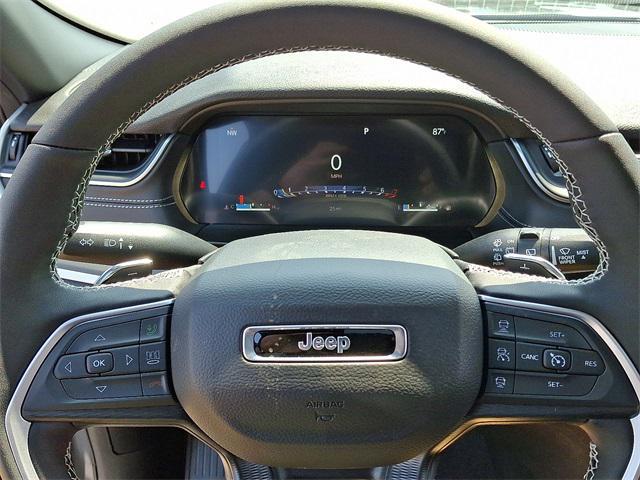 new 2025 Jeep Grand Cherokee car, priced at $41,680