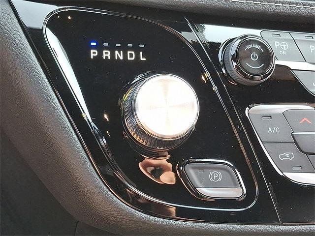 new 2025 Chrysler Pacifica car, priced at $47,084