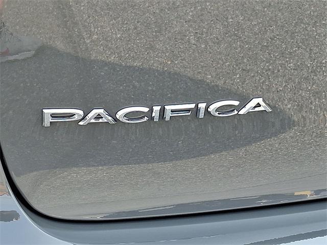 new 2025 Chrysler Pacifica car, priced at $47,084