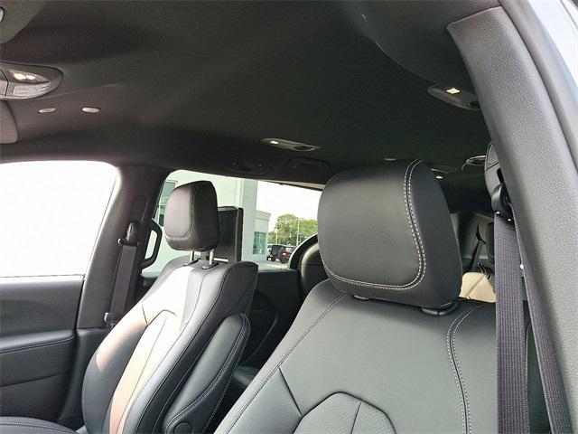 new 2025 Chrysler Pacifica car, priced at $47,084