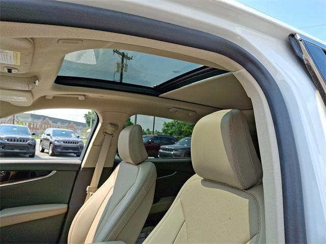used 2021 Lincoln Nautilus car, priced at $31,599