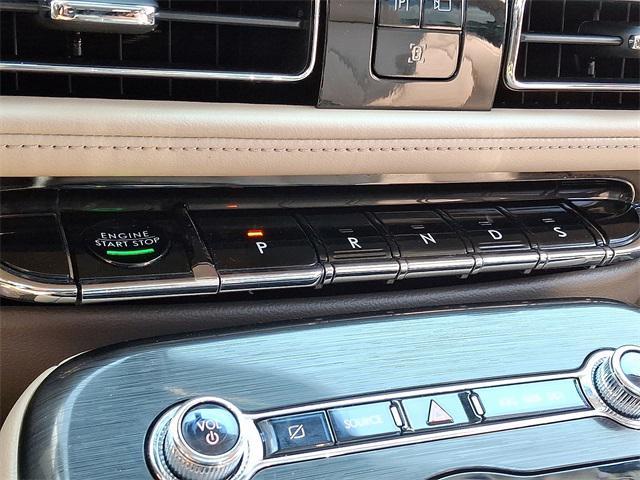 used 2021 Lincoln Nautilus car, priced at $31,599