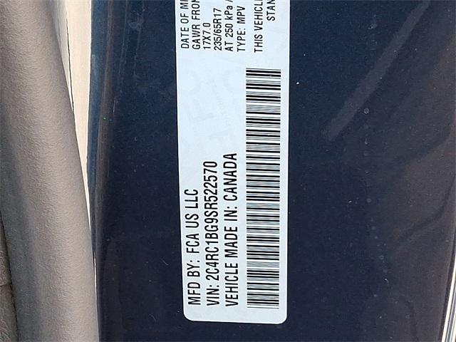 new 2025 Chrysler Pacifica car, priced at $45,920